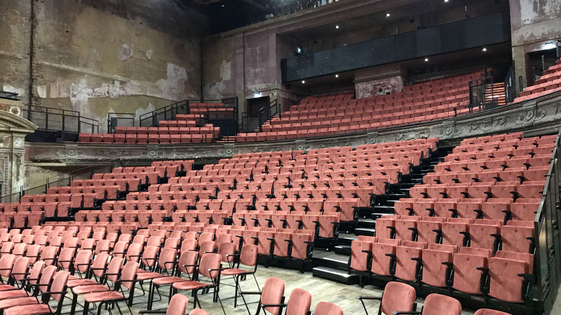 Alexandra Palace Theatre Venue Design Charcoalblue alexandra-palace-theatre-venue-design-charcoalblue